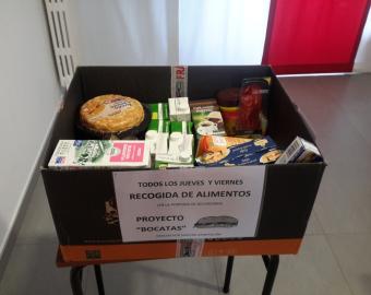 Caja de recolecta de comida del proyecto Bocatas (Pamplona)
